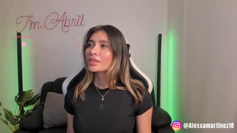 Snapshot of abril_w18 chatting on 02-28-25, 05:15 My name is Alexa. Please say hello I like to chat with you. If you have requests please use tip online show from 02-28-25, 05:15