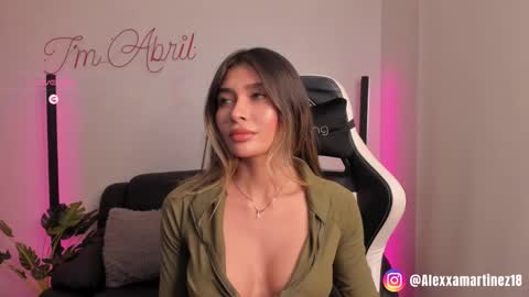 Snapshot of abril_w18 chatting on 03-01-25, 02:48 My name is Alexa. Please say hello I like to chat with you. If you have requests please use tip online show from 03-01-25, 02:48