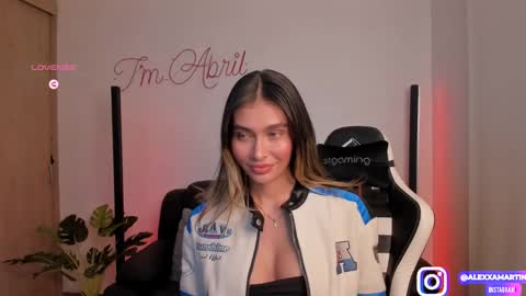 Snapshot of abril_w18 chatting on 03-08-25, 01:50 My name is Alexa. Please say hello I like to chat with you. If you have requests please use tip online show from 03-08-25, 01:50