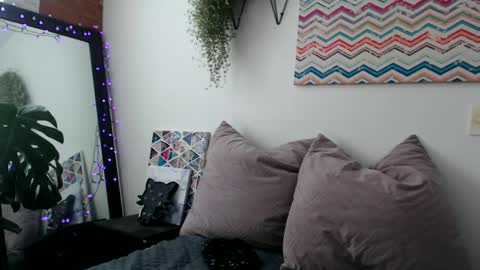 Snapshot of aby_bae2 chatting on 01-13-25, 03:47 Aby online show from 01-13-25, 03:47