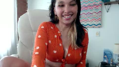 Snapshot of aby_bae2 chatting on 03-07-25, 05:06 Aby online show from 03-07-25, 05:06