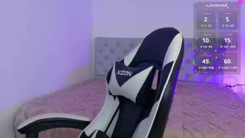 Snapshot of aby_bae2 chatting on 09-20-25, 01:01 Aby online show from 09-20-25, 01:01