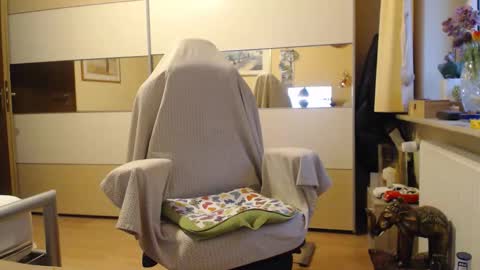 ach471 online show from 11-28-25, 07:44