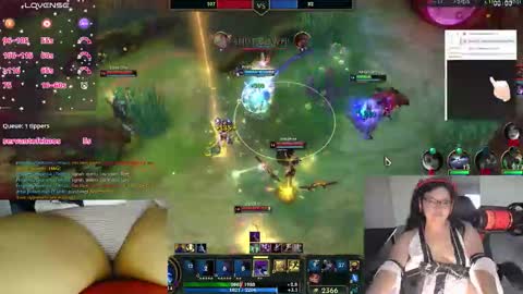 Snapshot of achubbygummy chatting on 11-08-25, 11:14 AChubbyGummy online show from 11-08-25, 11:14