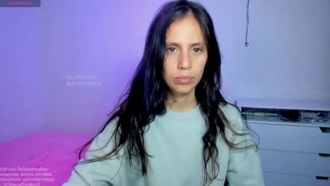 Helena online show from 09-11-25, 01:28