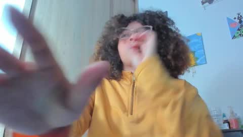  Isa  online show from 09-25-25, 02:59