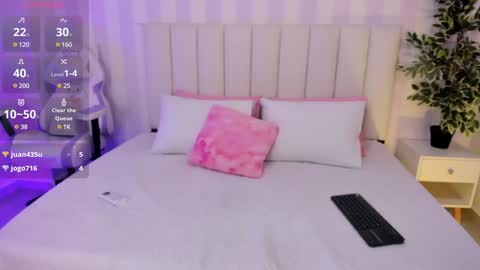 Snapshot of ada_monroe10 chatting on 12-17-24, 01:16 online show from 12-17-24, 01:16