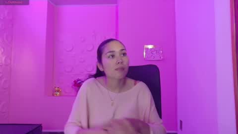 Adaira online show from 11-15-25, 04:43