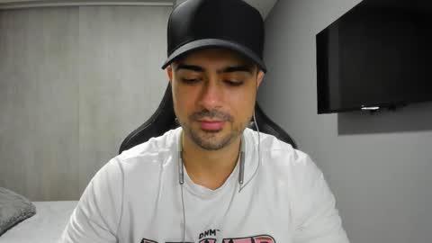 adam clarke online show from 03-04-25, 04:17