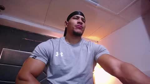 adam_fit19cm online show from 03-20-26, 02:11