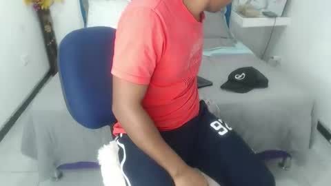 adam_morgan2 online show from 11-10-25, 03:05