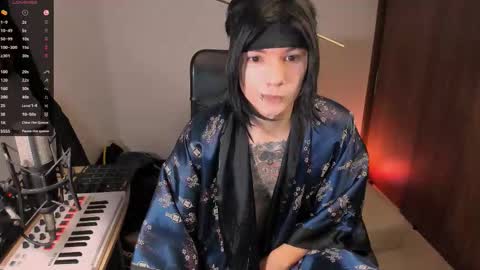  Adam online show from 10-12-25, 01:48