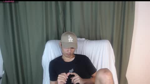 adam_sinclair online show from 11-04-25, 04:11