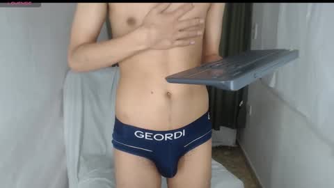 adam_sinclair online show from 11-19-25, 05:57