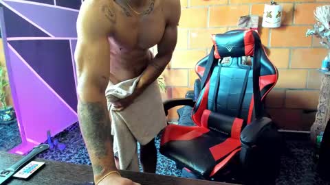 Adam Valencia online show from 01-27-25, 02:13