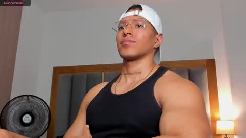 adambrocs1 online show from 03-05-25, 11:05