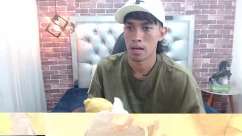 Adam online show from 03-02-25, 10:56