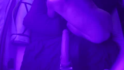 Snapshot of adamineve chatting on 01-25-25, 02:58 adamineve online show from 01-25-25, 02:58