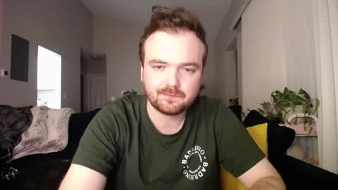 Snapshot of adamishere1 chatting on 02-25-26, 01:15 Britishadam online show from 02-25-26, 01:15