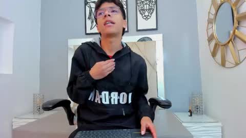 Adams Bobby online show from 12-14-25, 11:37