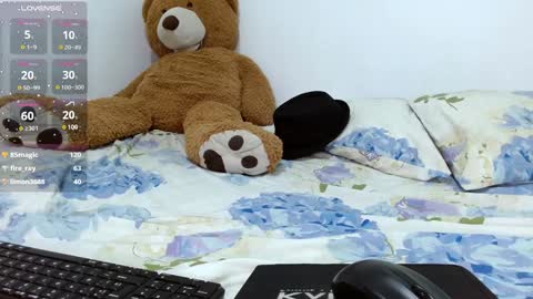 ADAMS Y NIKI online show from 01-23-25, 06:17