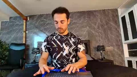 Im Adams Sanz online show from 03-02-26, 07:43