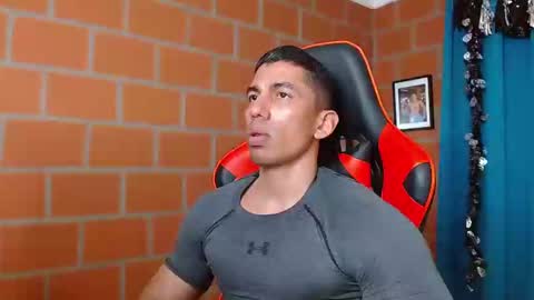 Snapshot of adan_sin1 chatting on 12-30-24, 09:40 Adan Sin online show from 12-30-24, 09:40