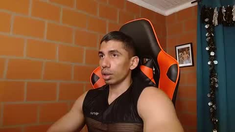 Snapshot of adan_sin1 chatting on 01-15-25, 07:23 Adan Sin online show from 01-15-25, 07:23