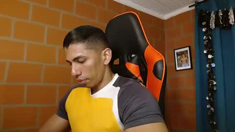 Snapshot of adan_sin1 chatting on 01-30-25, 07:59 Adan Sin online show from 01-30-25, 07:59