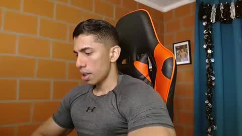 Snapshot of adan_sin1 chatting on 02-01-25, 02:56 Adan Sin online show from 02-01-25, 02:56