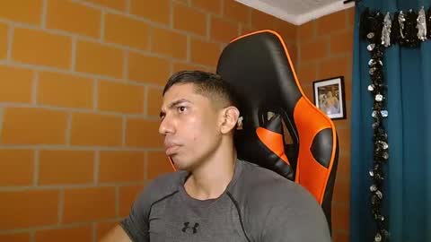 Snapshot of adan_sin1 chatting on 02-01-25, 08:16 Adan Sin online show from 02-01-25, 08:16