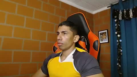 Snapshot of adan_sin1 chatting on 02-06-25, 02:37 Adan Sin online show from 02-06-25, 02:37