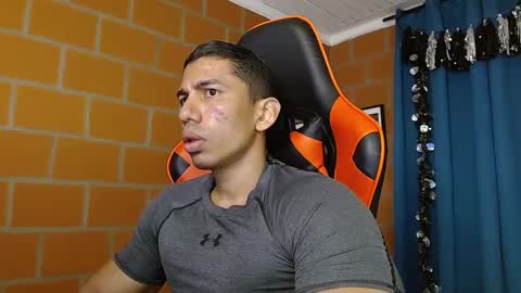 Snapshot of adan_sin1 chatting on 02-10-25, 02:48 Adan Sin online show from 02-10-25, 02:48