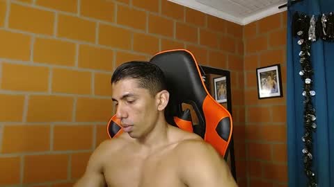 Snapshot of adan_sin1 chatting on 02-26-25, 06:32 Adan Sin online show from 02-26-25, 06:32