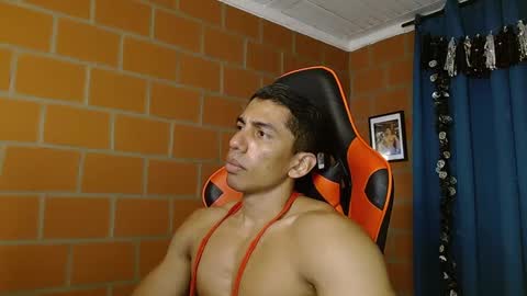 Snapshot of adan_sin1 chatting on 03-05-25, 06:23 Adan Sin online show from 03-05-25, 06:23