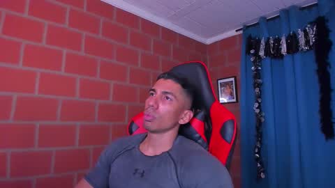 Snapshot of adan_sin1 chatting on 03-08-25, 10:56 Adan Sin online show from 03-08-25, 10:56