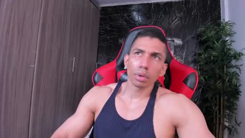 Snapshot of adan_sin1 chatting on 05-26-26, 03:52 Adan Sin online show from 05-26-26, 03:52
