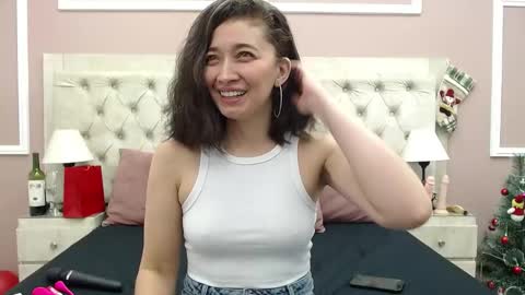 Snapshot of adarussell chatting on 12-23-24, 02:07 Adda online show from 12-23-24, 02:07