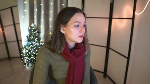 Snapshot of addy_moon chatting on 12-31-24, 04:14 Addy online show from 12-31-24, 04:14