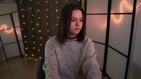 Snapshot of addy_moon chatting on 01-27-25, 04:01 Addy online show from 01-27-25, 04:01