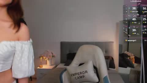 Snapshot of addy_moon chatting on 09-20-25, 10:22 Addy online show from 09-20-25, 10:22