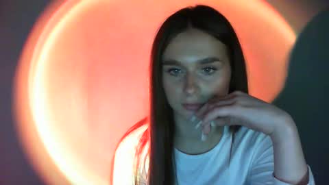 Adele Amore online show from 02-11-25, 04:13