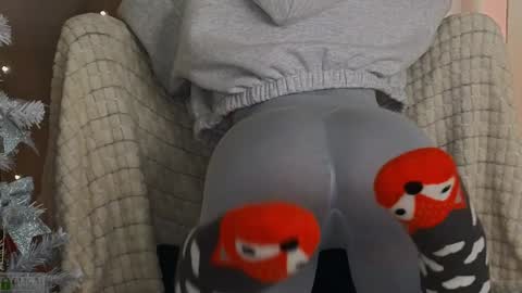 Adele online show from 01-10-25, 12:06