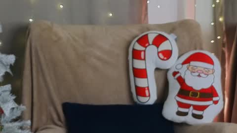 Adele online show from 01-11-25, 12:44