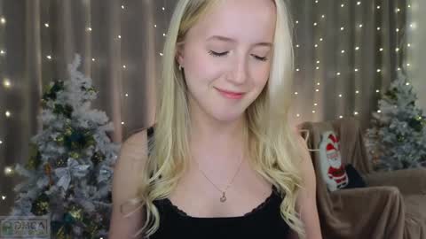 Adele online show from 01-20-25, 12:04