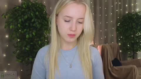 Adele online show from 01-25-25, 06:24