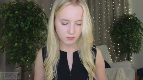 Adele online show from 01-29-25, 09:28