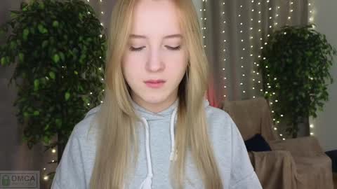 Adele online show from 02-07-25, 09:26