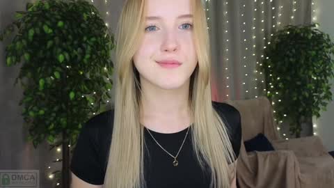 Adele online show from 02-08-25, 12:28