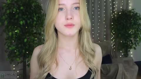 Adele online show from 02-15-25, 12:26